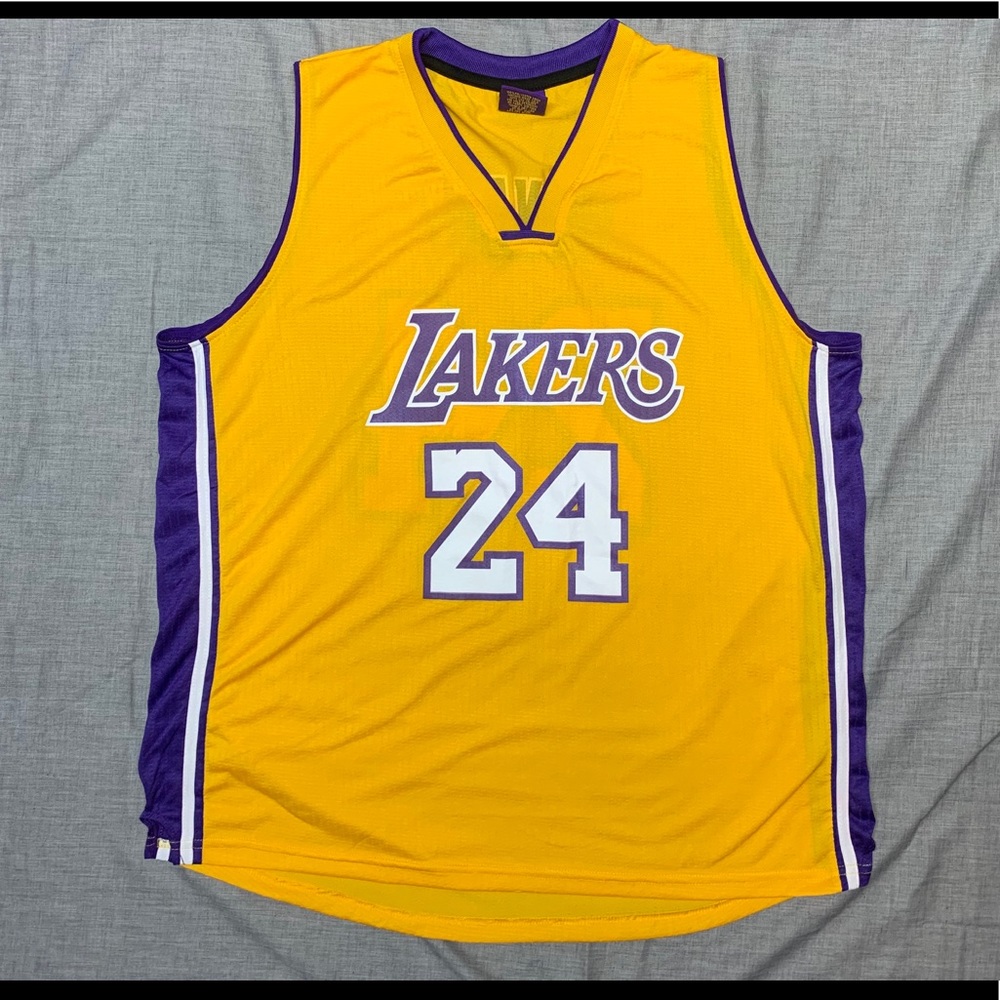 Kobe Bryant #24 LA Lakers Jersey Rare Vintage